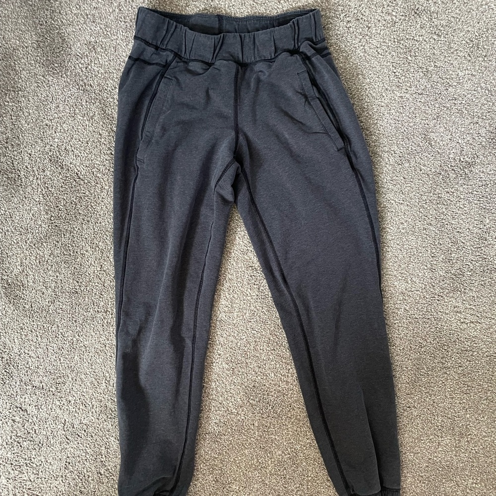 lululemon grey jogger sweats